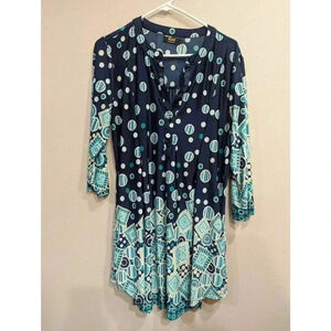 R & B Collection geometric graphic design dress w/Hinley neckline size L